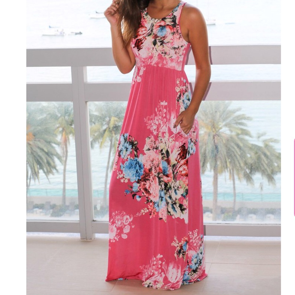 Pink floral dress. NWT